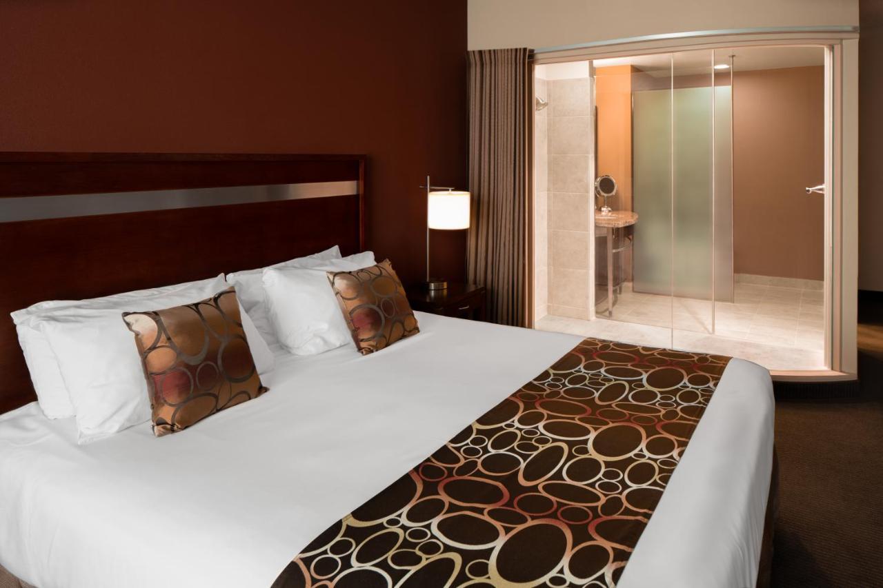 Riverside Casino & Golf Resort Экстерьер фото