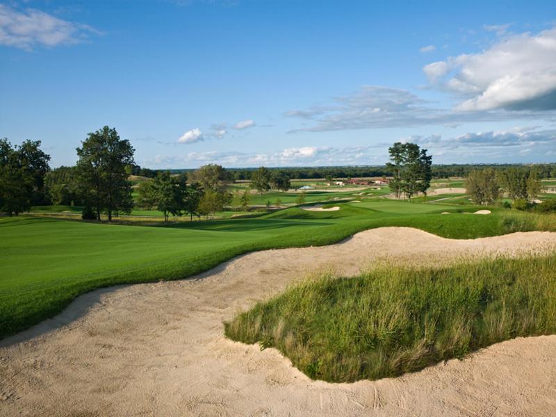 Riverside Casino & Golf Resort Экстерьер фото